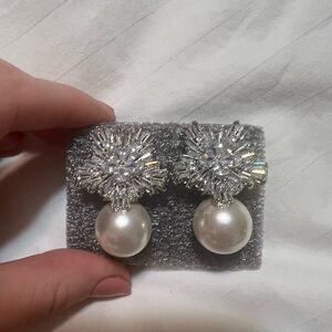 NEW Elegant Bridal Faux Silver Diamond and Pearl Earrings, Fancy Glam White Drop
